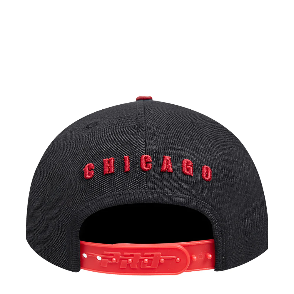 Bulls Loyalty Triple Front Pinch Front Snapback - Image 4