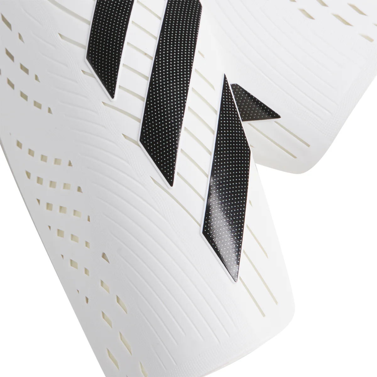 Tiro Club Slip-In Shin Guard - Image 2