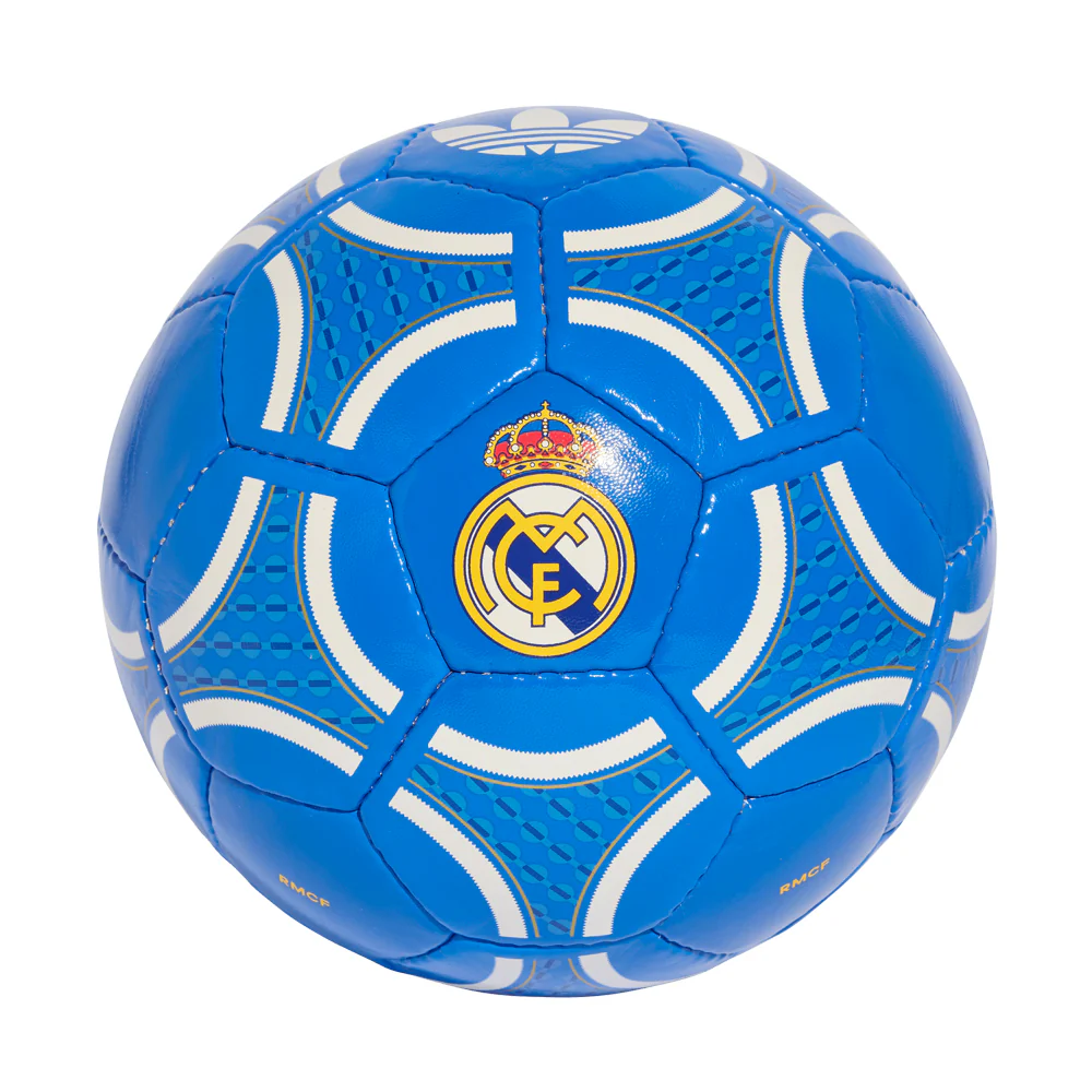Real Madrid Club Trefoil Ball - Image 2