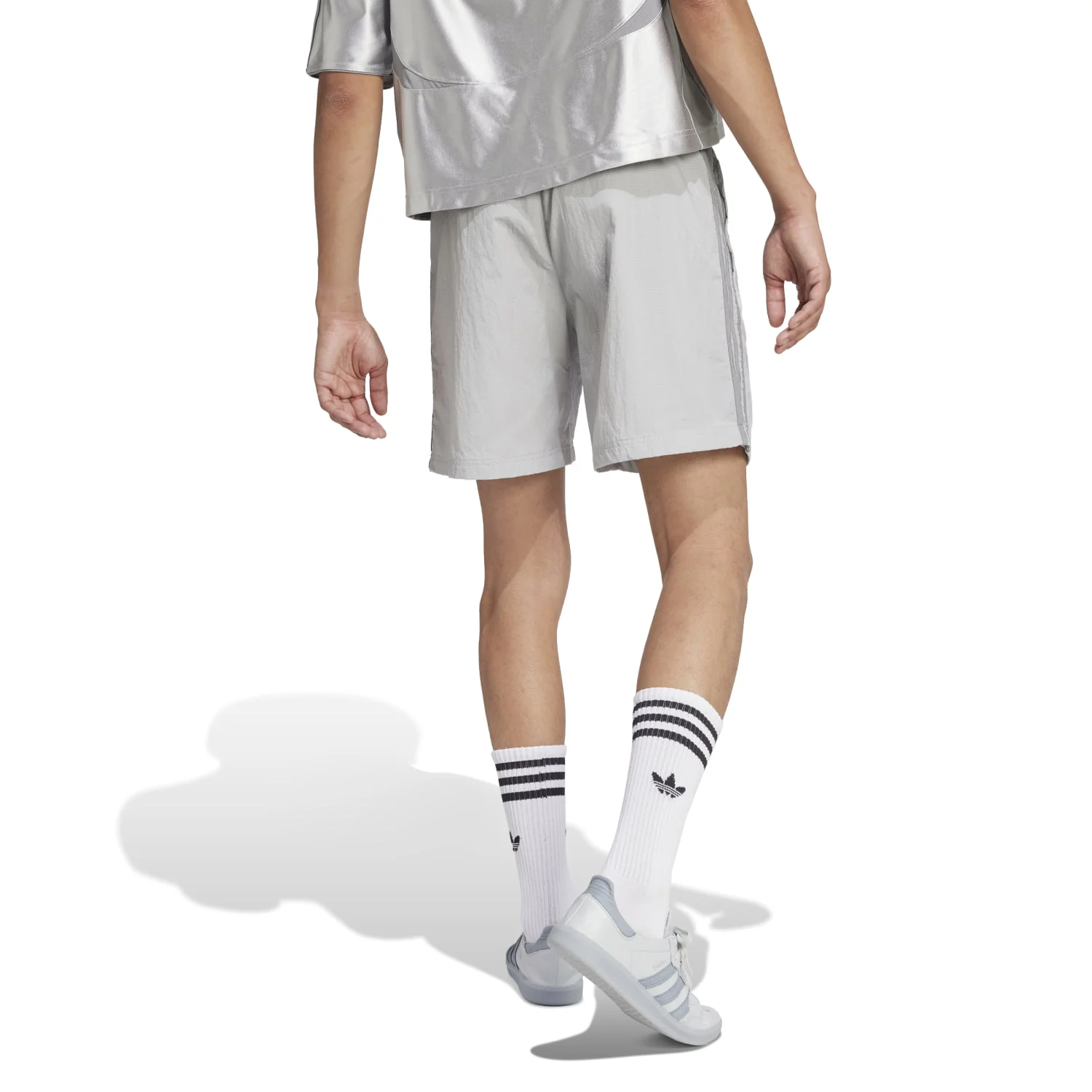Adicolor 2000s Shorts - Mens - Image 6