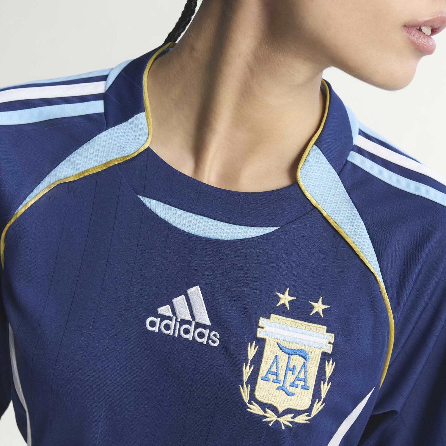 Argentina Bringback Messi Jersey - Womens - Image 5